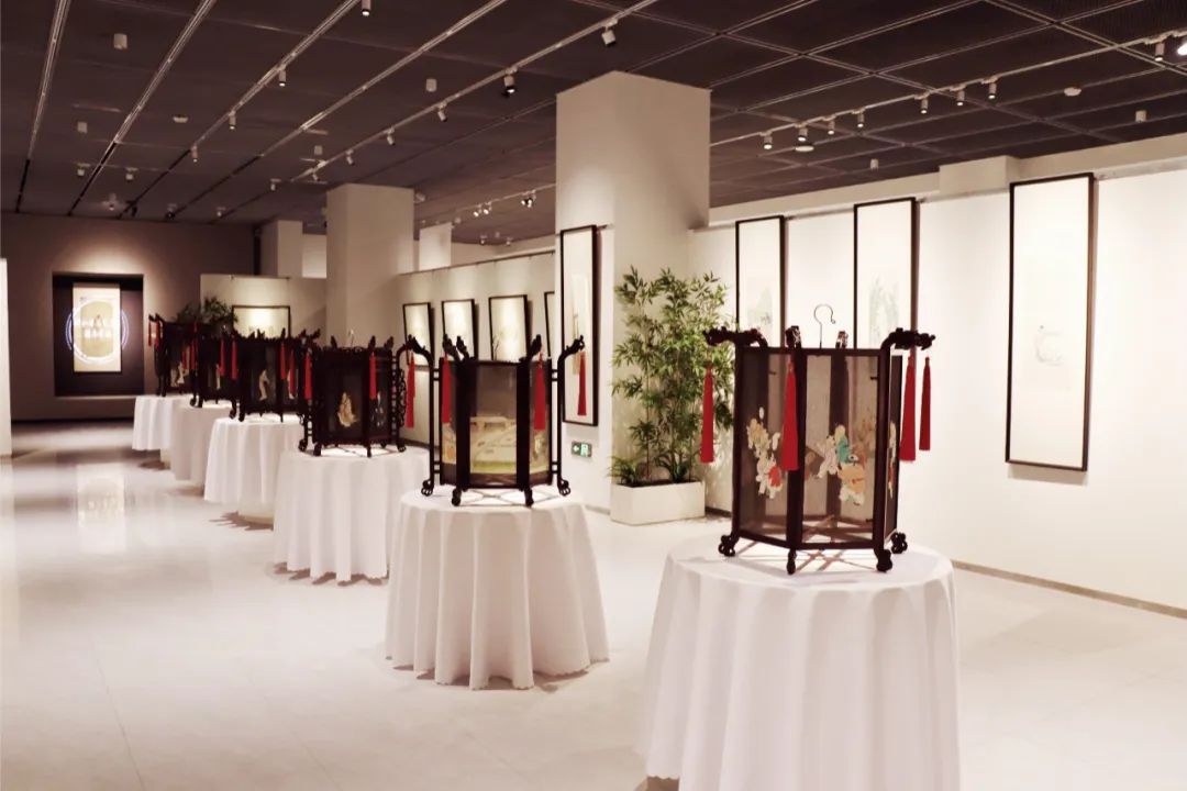 1734947402469768.jpg 640 (1).jpg